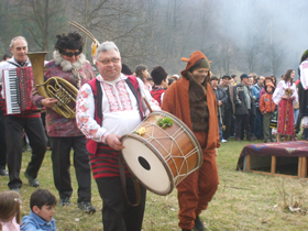 Сирница в Троян