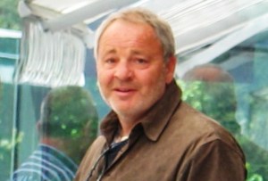 валентин-узунов