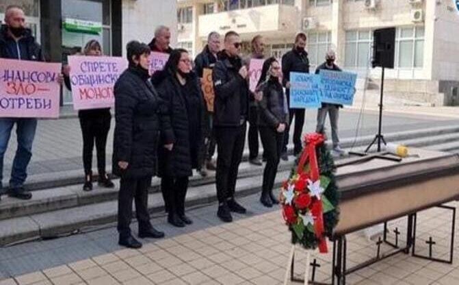 protest2-1